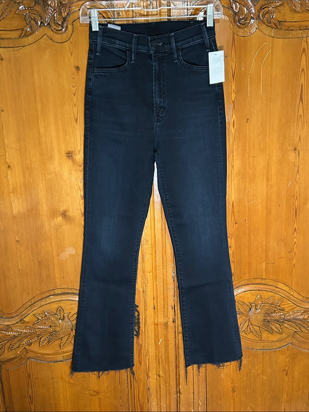 NEW. Mother The Hustler Ankle Fray in Midnight in Paris. Size 26